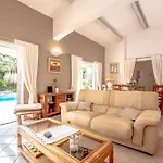 Willa For 9 People 15 Mins Walk From The Beaches And The Center Of Ste Maxime Sainte-Maxime