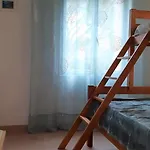 For 9 People 15 Mins Walk From The Beaches And The Center Of Ste Maxime Vila *