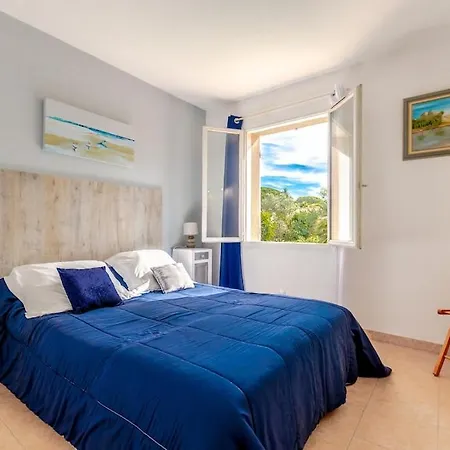 For 9 People 15 Mins Walk From The Beaches And The Center Of Ste Maxime * Sainte-Maxime