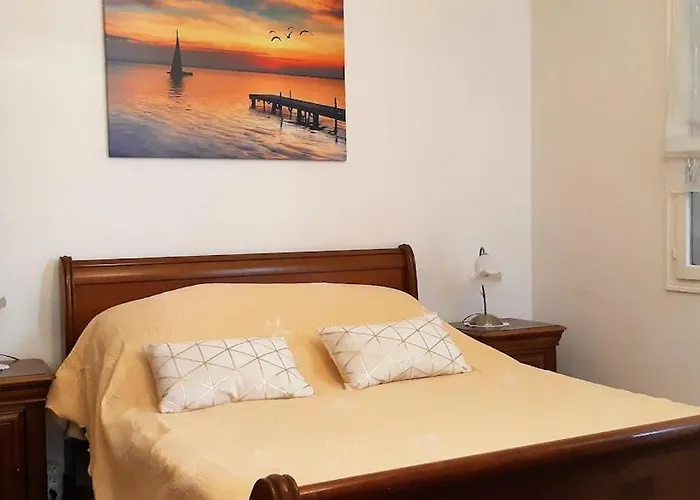 For 9 People 15 Mins Walk From The Beaches And The Center Of Ste Maxime * Sainte-Maxime