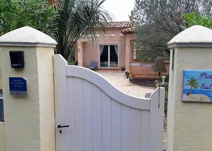 For 9 People 15 Mins Walk From The Beaches And The Center Of Ste Maxime Sainte-Maxime